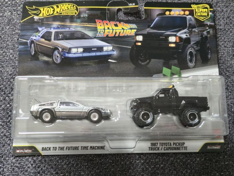 Hot Wheels Back to the Future 2Pack