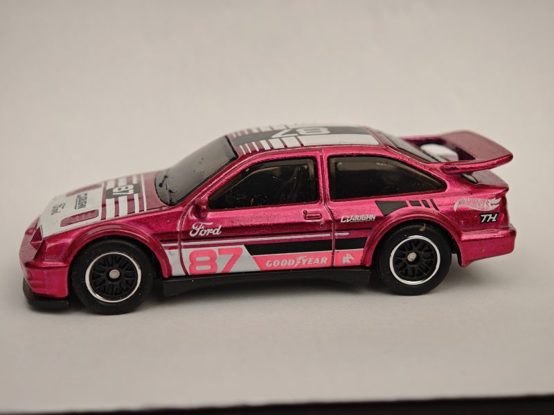Hot Wheels ’87 Ford Sierra Cosworth STH